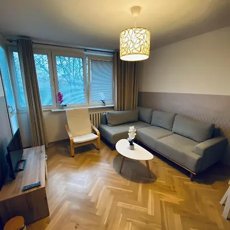 ClickTheFlat Miła Center Apart Rooms-2